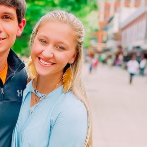 Meet your Posher, Ashlyn